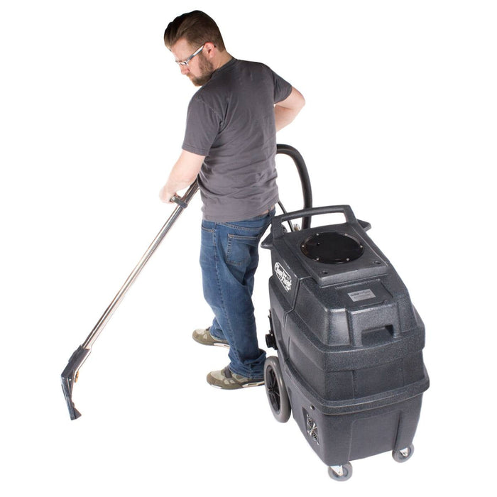 CleanFreak® Non-Heated Carpet Extractor in Use Cleaning a Carpet Thumbnail