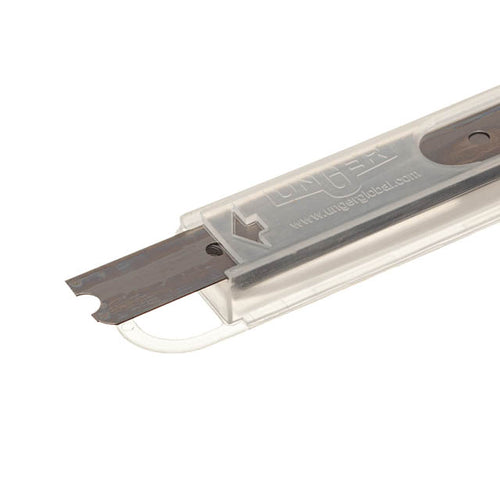 Blade being dispensed  Thumbnail