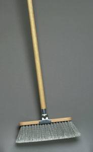 9" Milwaukee Dustless Compact Light Duty Flagged Tip Fiber Upright Broom (#403-161) Thumbnail