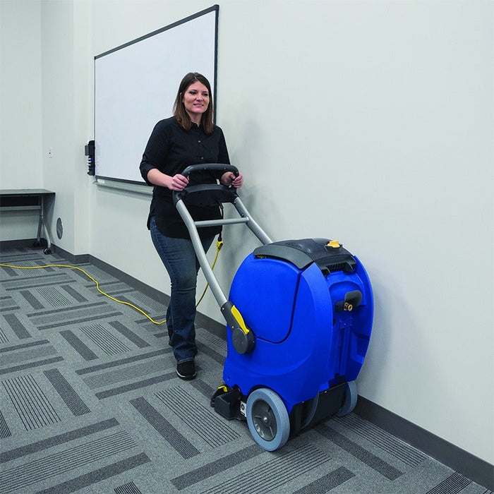Clarke® EX40™ 18LX SelfContained Carpet Scrubbing Extractor 18" Head